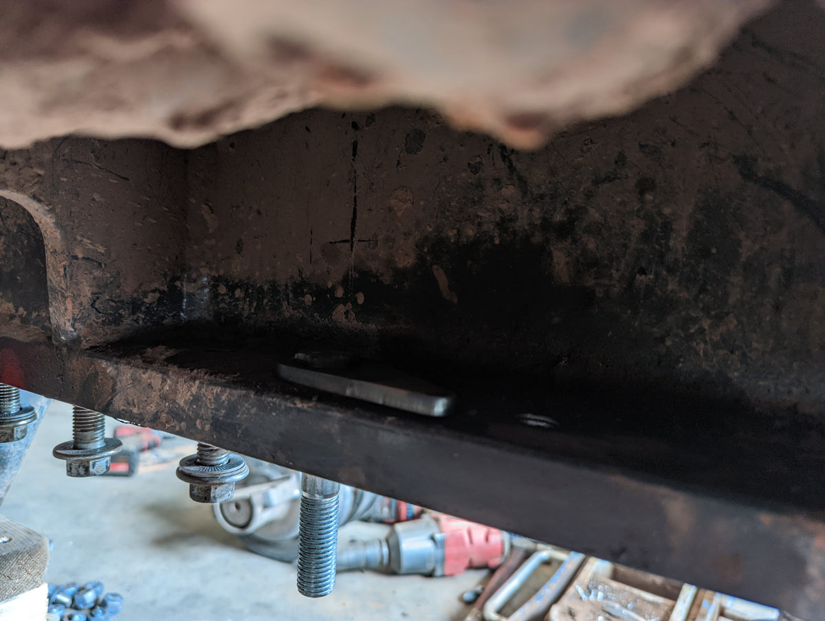 PT300 Track Roller Bolts