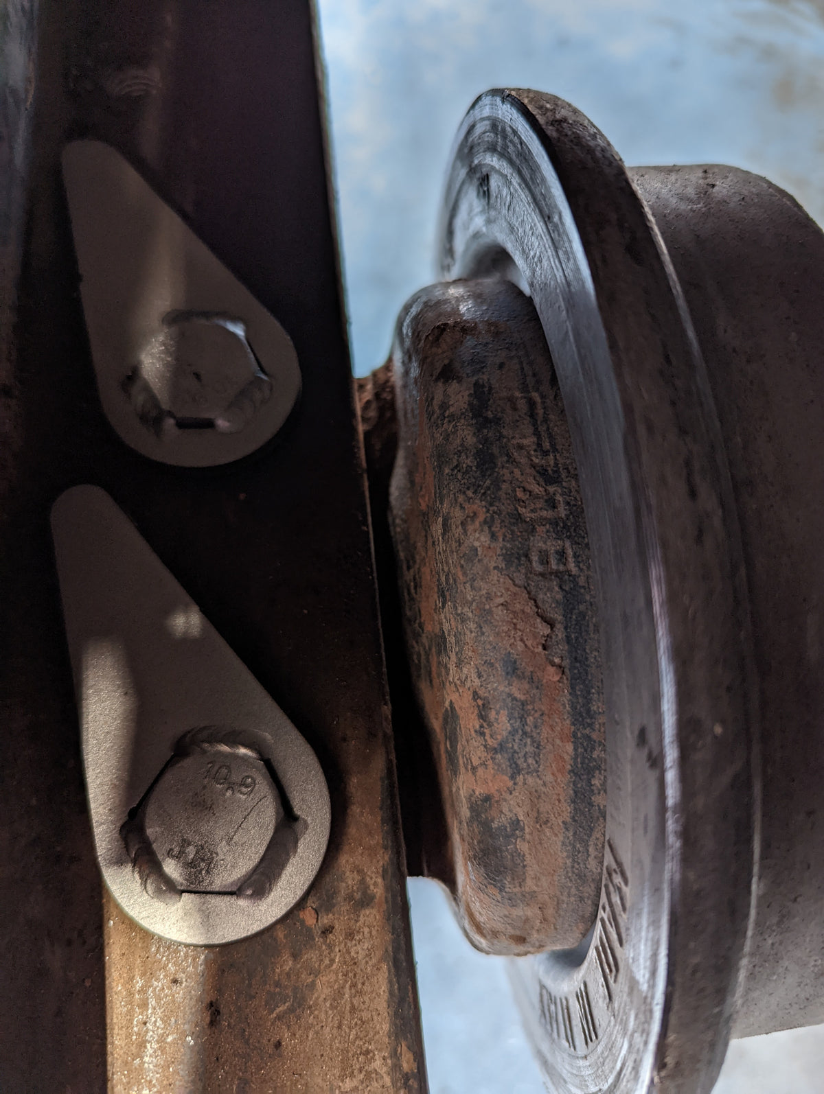 PT300 Track Roller Bolts